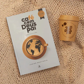 Café com Deus Pai edição 2026 (brochura) + Presente: Copo (250ml)